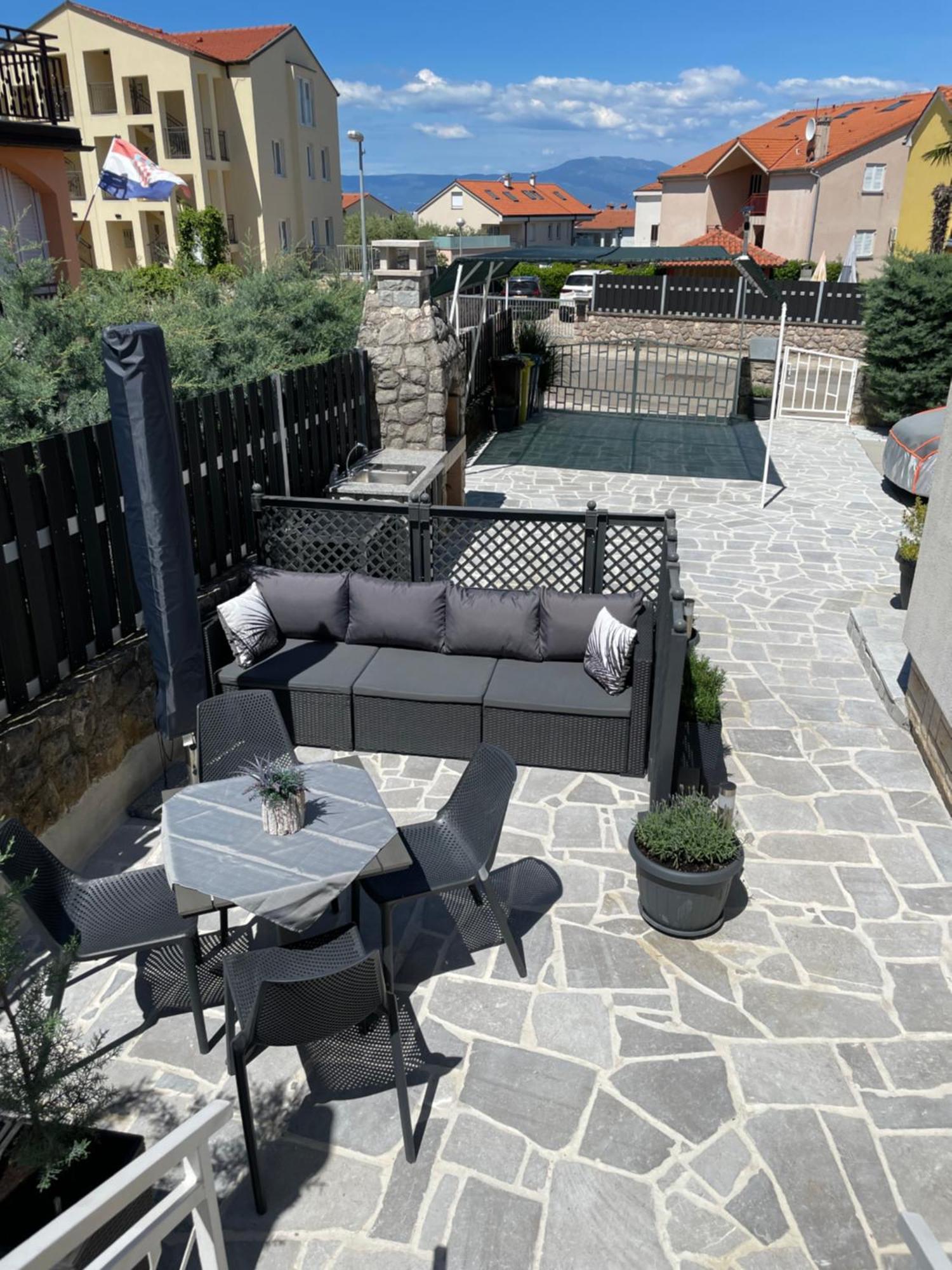 Casa Estancia Studio Apartment Njivice Dış mekan fotoğraf